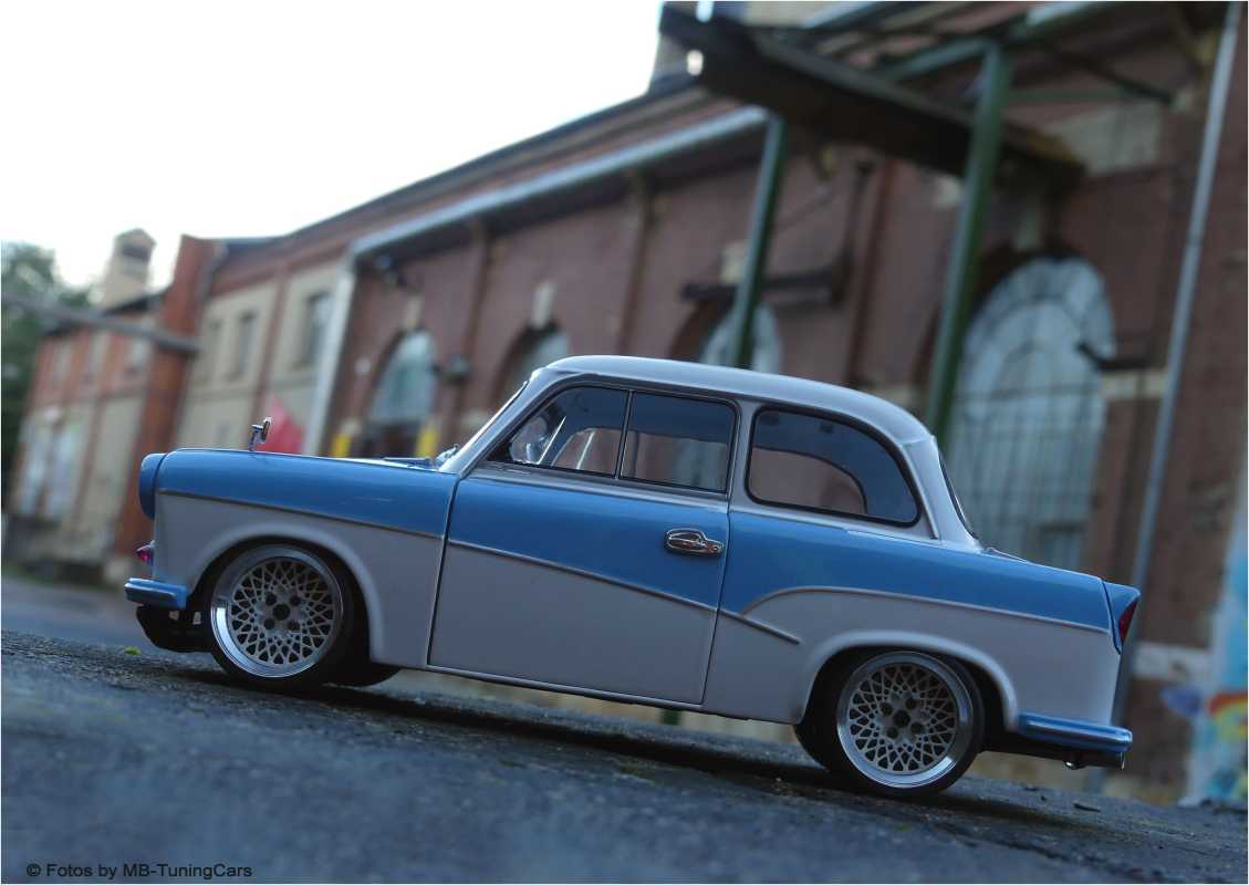 1:18 Trabant P50 blue / cremewhite mit Alufelgen und inkl OVP